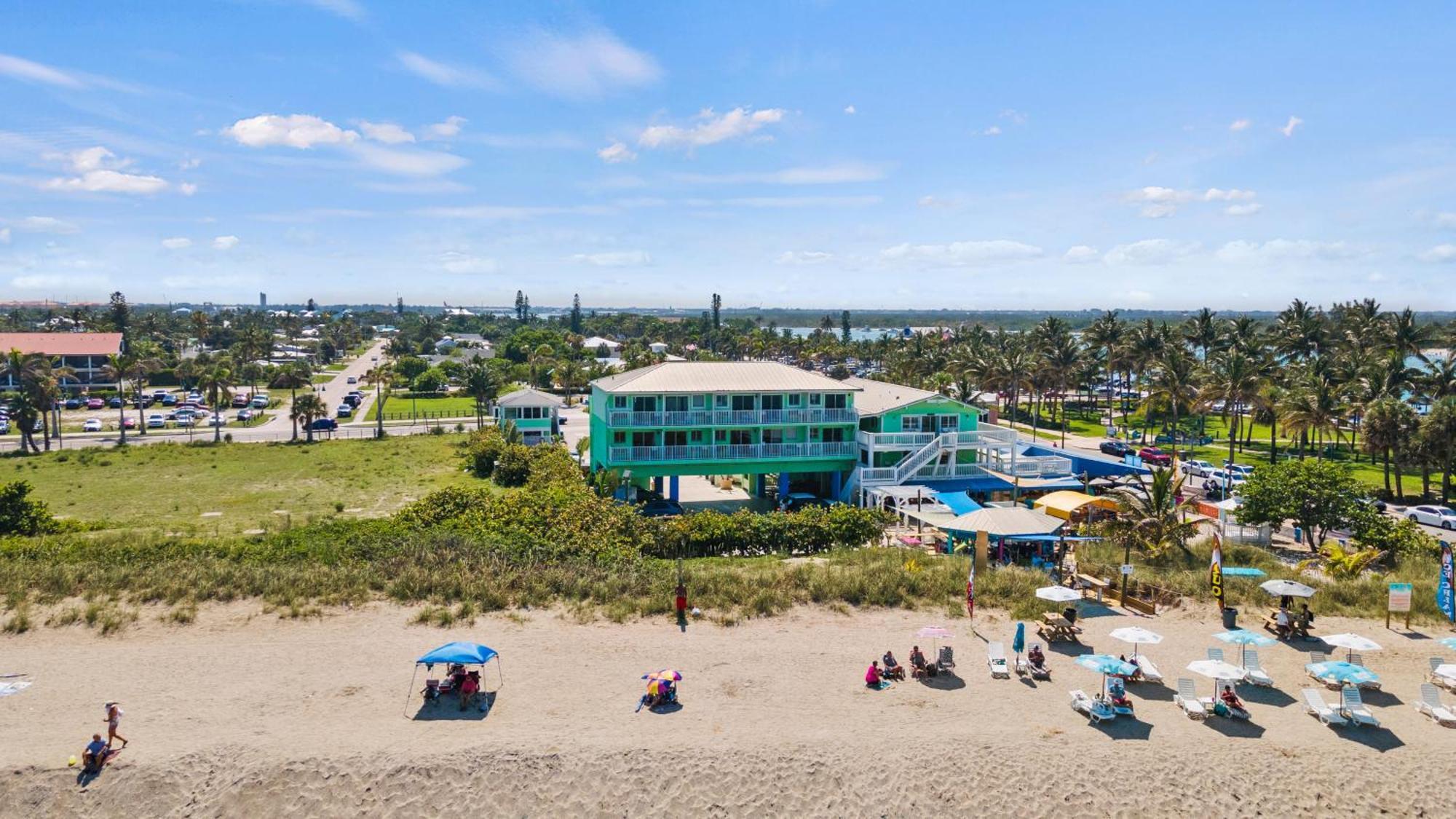Oceanfront Inn, Inlet View Room, King Bed, #14 Fort Pierce Exterior photo